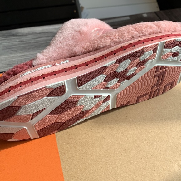 NWT Deckers X- Lab ladies slippers - Picture 5 of 5